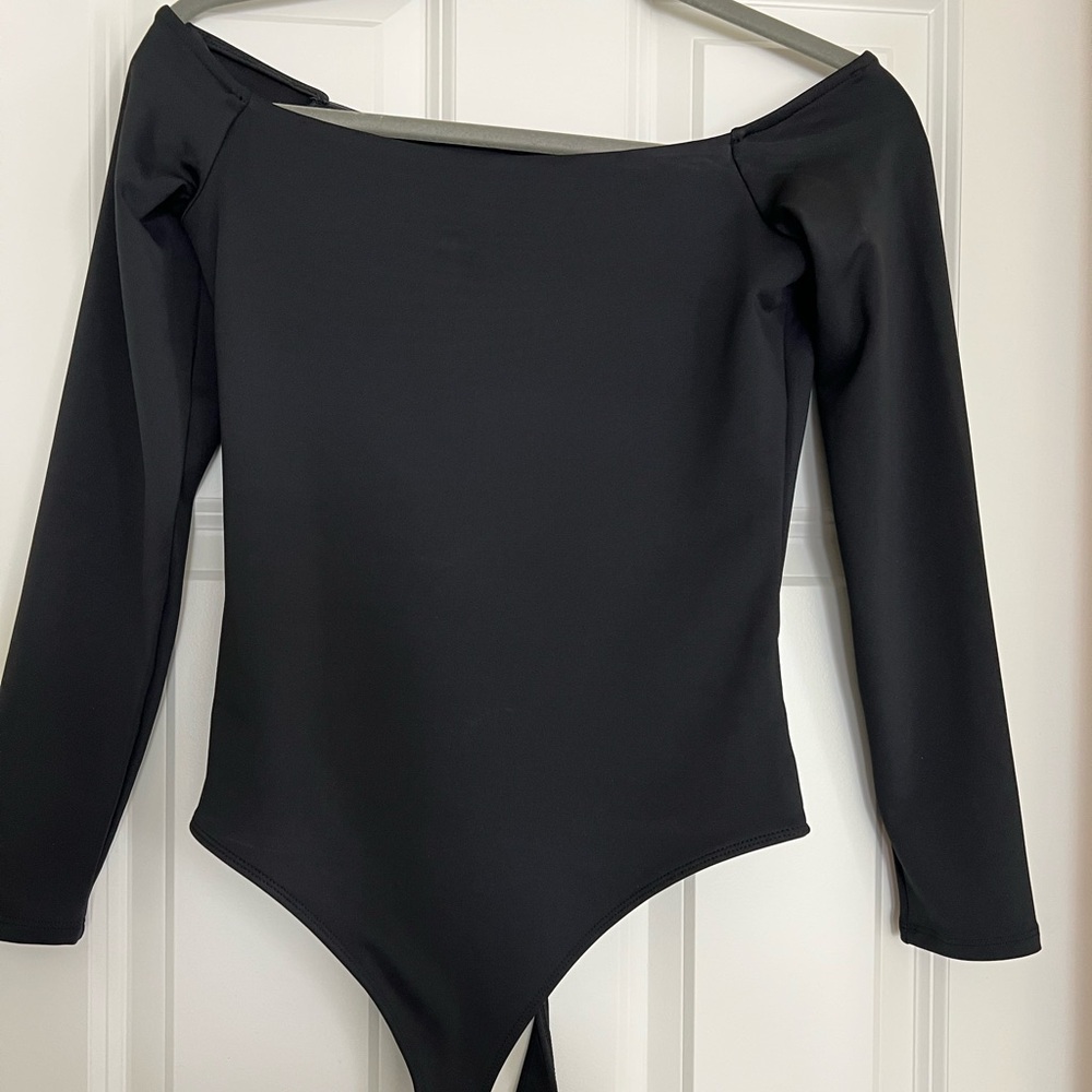Express Black Long Sleeve Off the Shoulder Body Suit